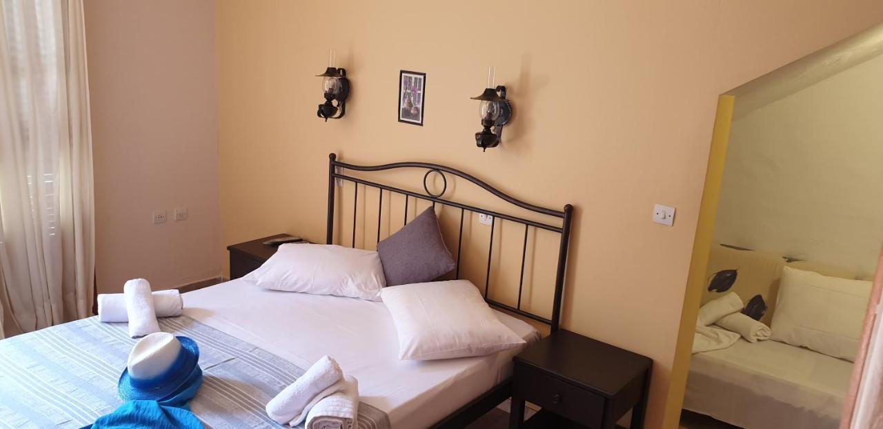 Ilios Apartments Poros Town Exterior photo